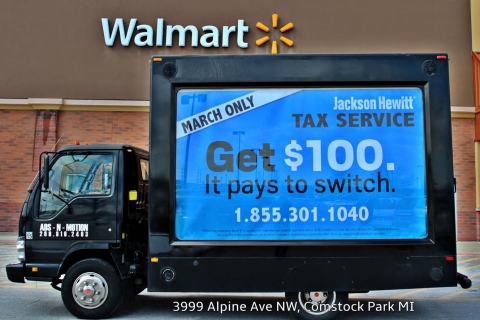 Three Ways that Mobile Billboard Trucks from Ads-N-Motion Garner Attention